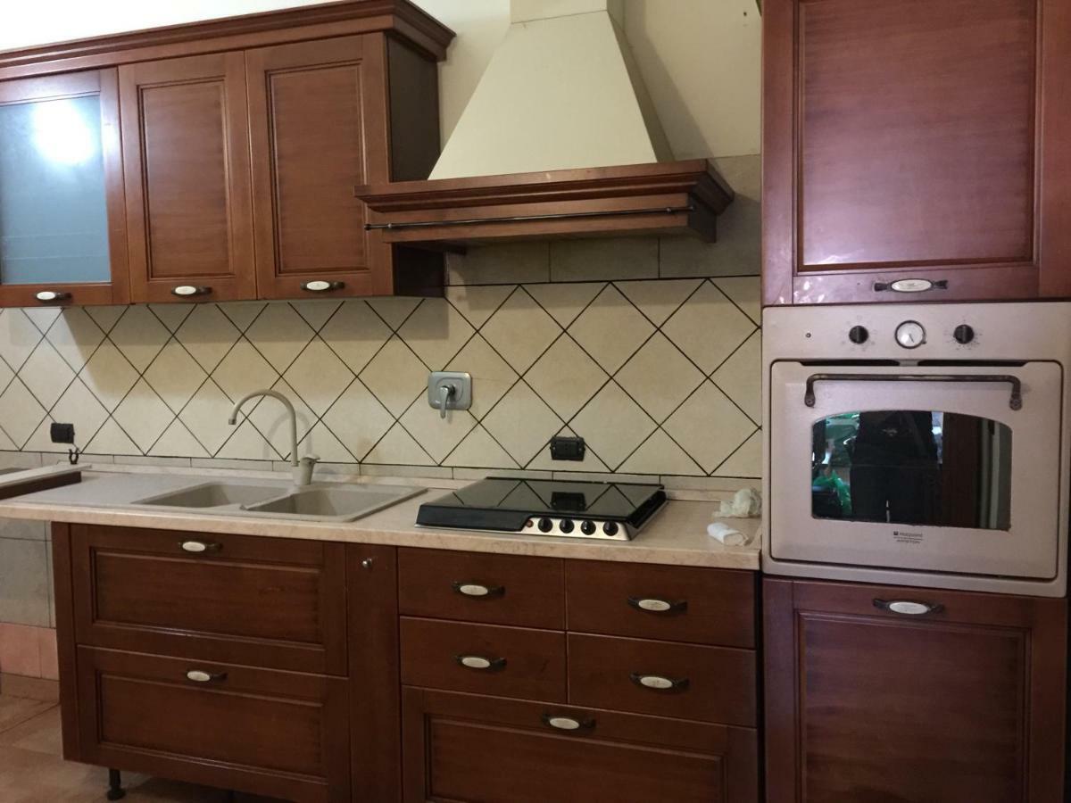 Mancini Michela Alloggio Uso Turistico Appartement Acilia Buitenkant foto