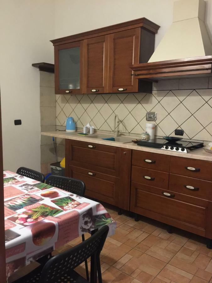 Mancini Michela Alloggio Uso Turistico Appartement Acilia Buitenkant foto